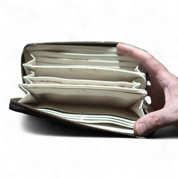 Kate Spade Neda Grove Street printed Pop Art Check Zip Around Wallet Girly GUC - Picture 11 of 15